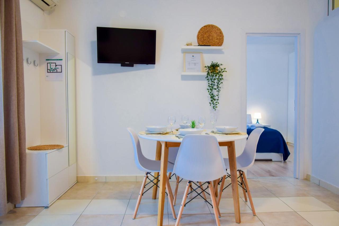 Locus Apartments 佩特坎内 外观 照片
