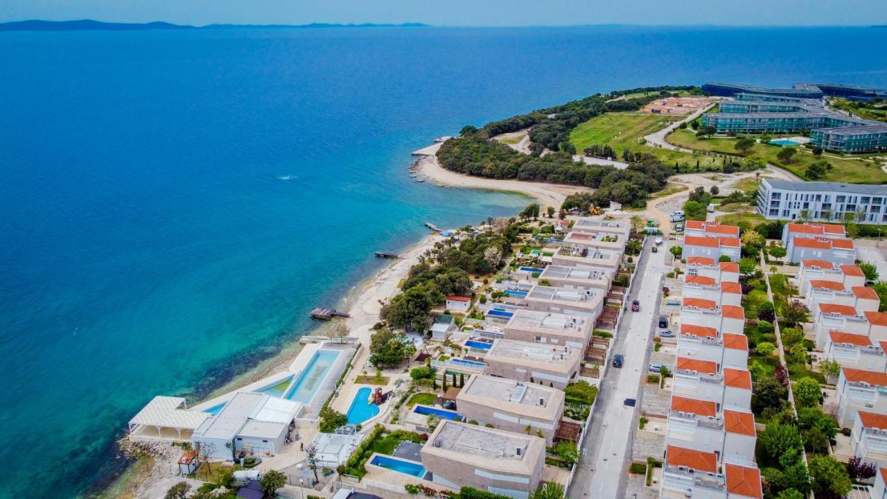 Locus Apartments 佩特坎内 外观 照片