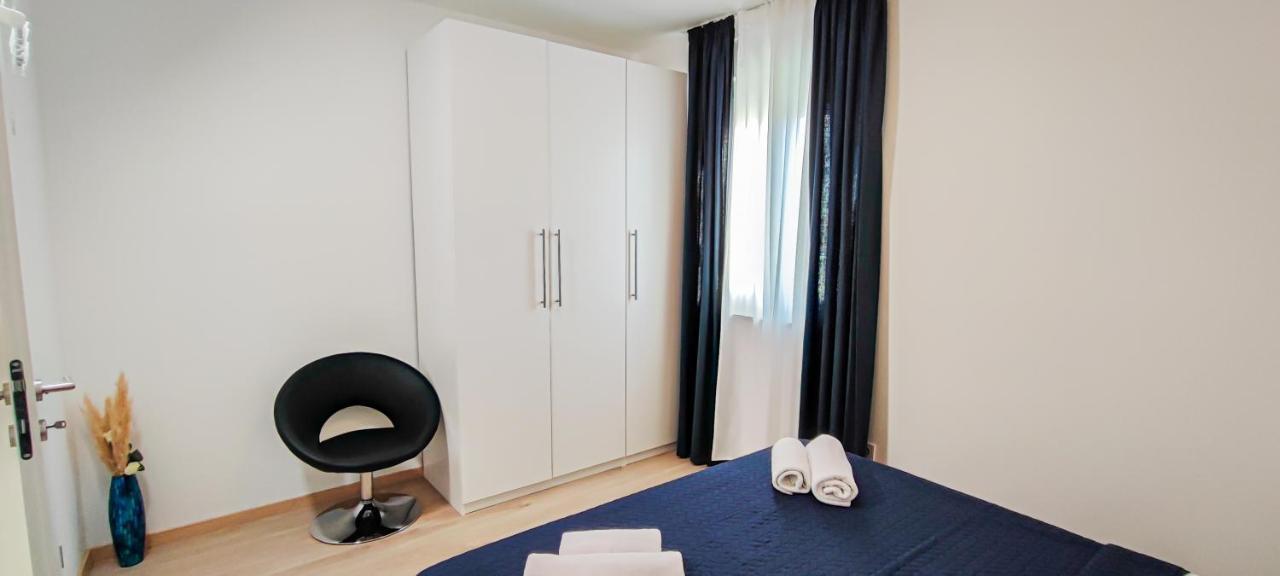 Locus Apartments 佩特坎内 外观 照片
