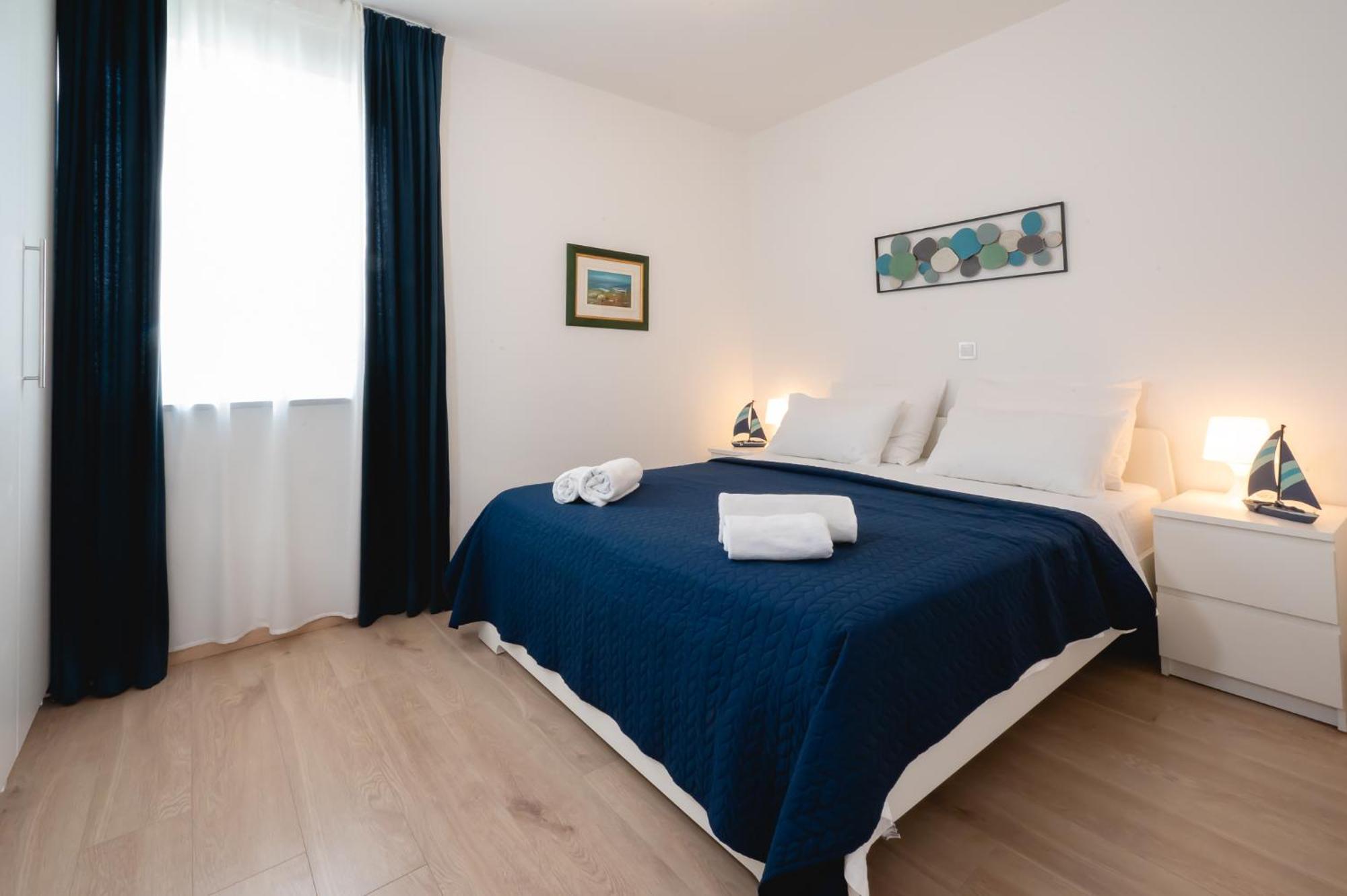 Locus Apartments 佩特坎内 外观 照片