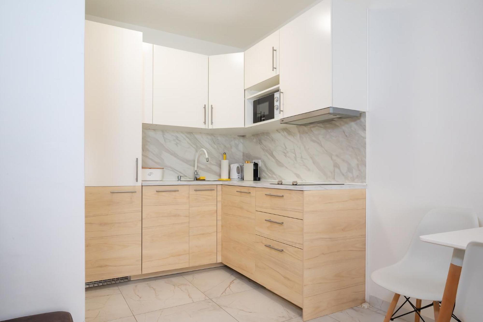 Locus Apartments 佩特坎内 外观 照片